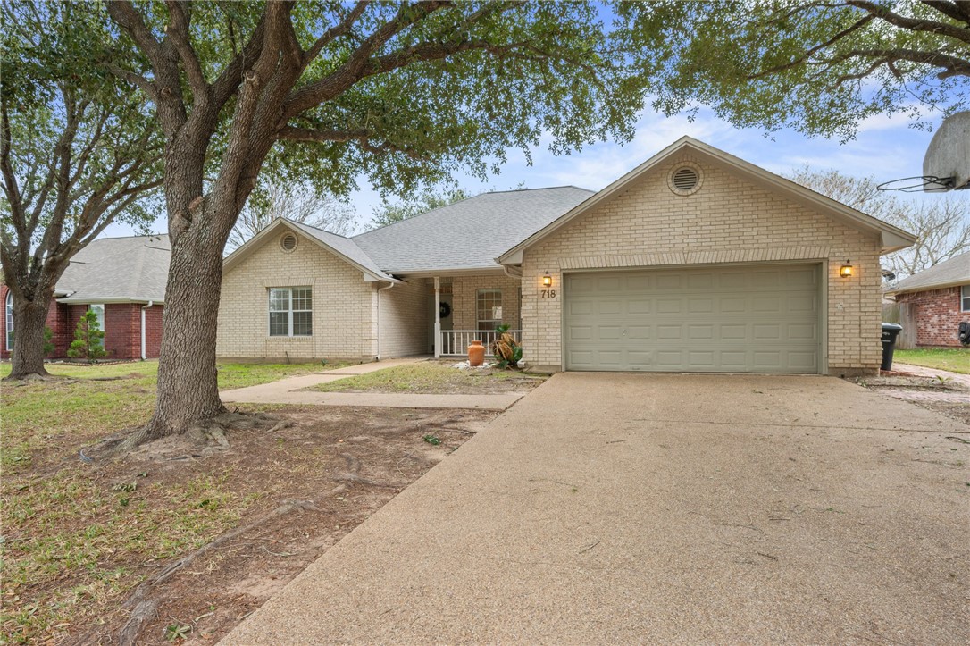718 Aster Drive