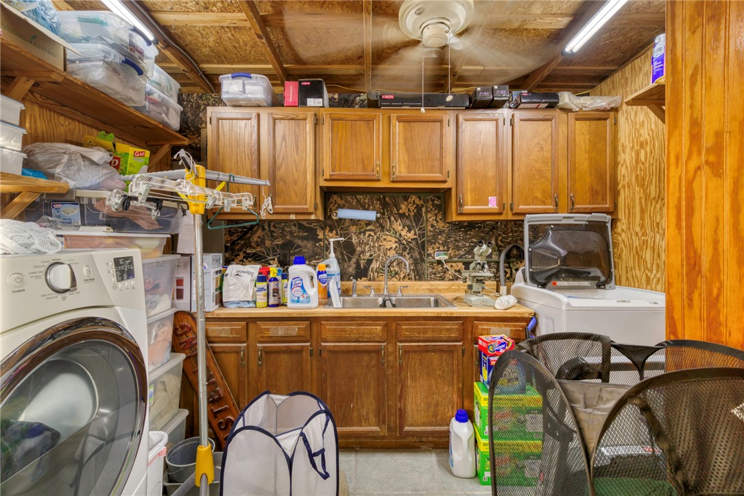 2233 Highway 90 Property Photo 36