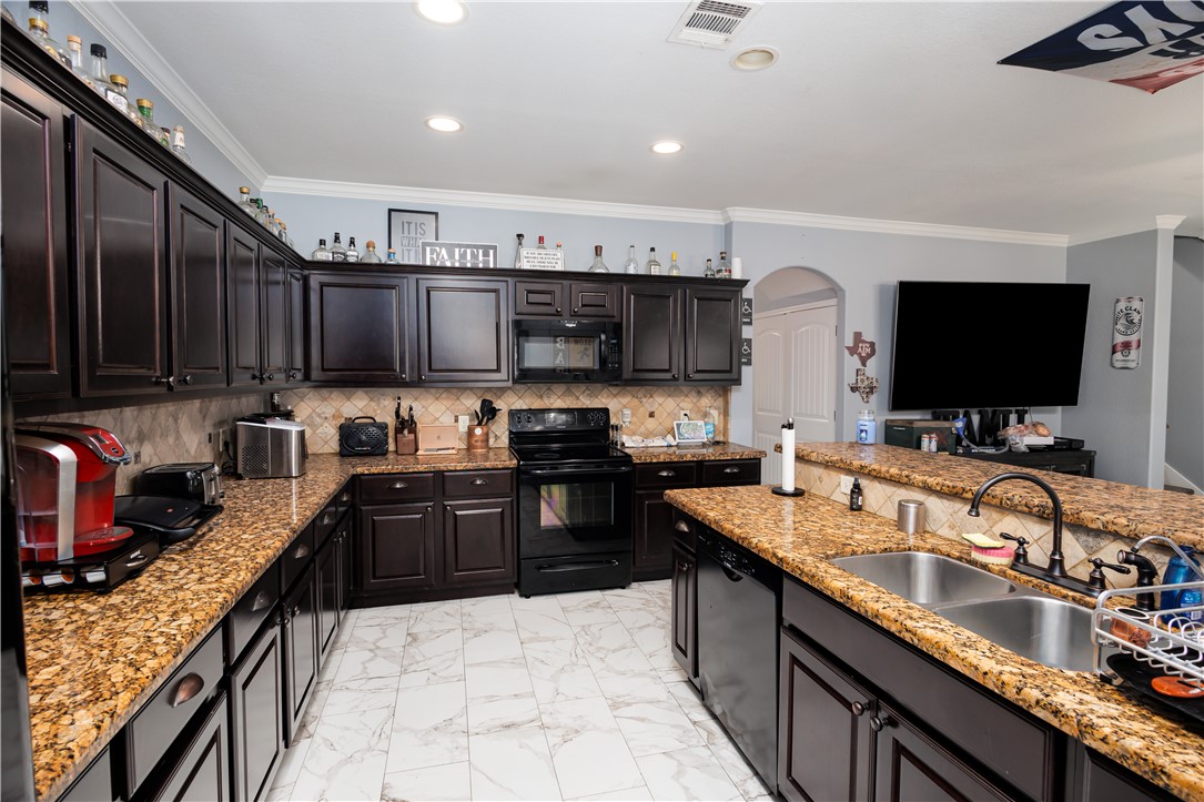 3317 Cullen Trail Property Photo 4