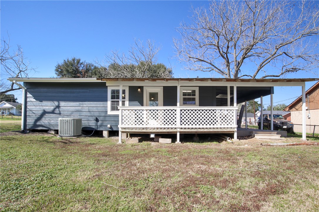 407 North Amthor Street Property Photo 15