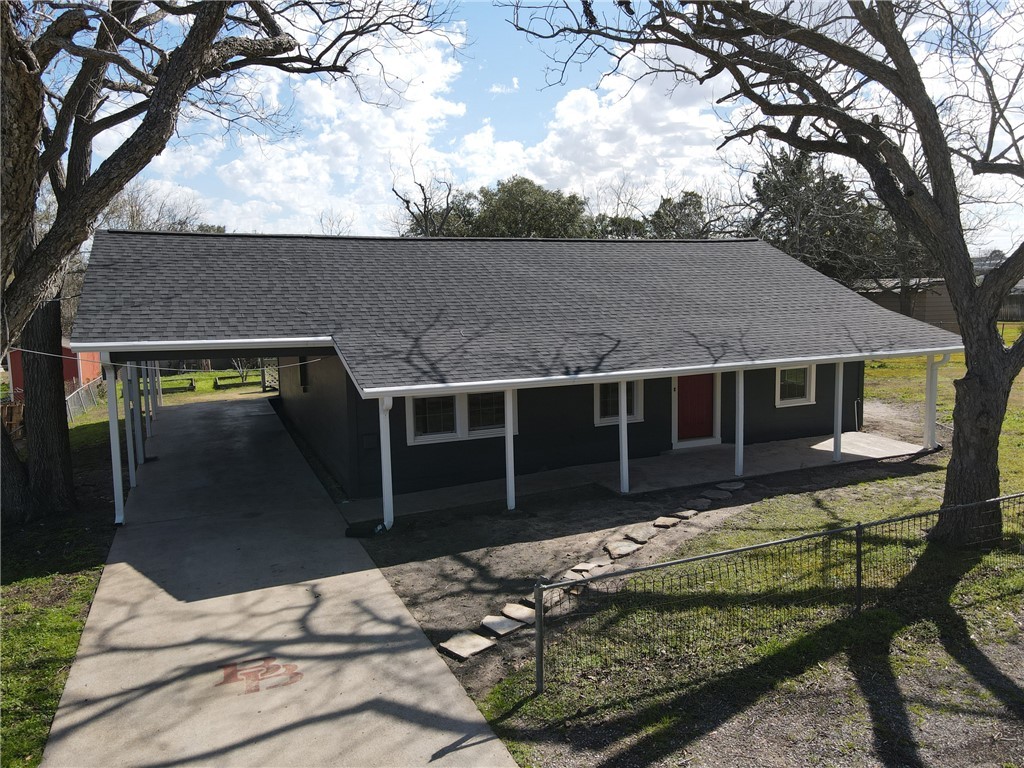 407 North Amthor Street Property Photo 18
