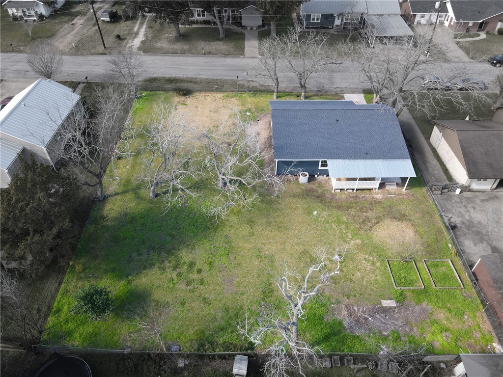 407 North Amthor Street Property Photo 21