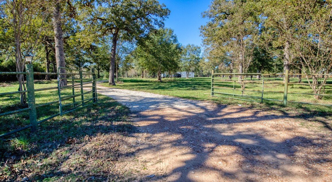 9541 Korthauer Road Property Photo 3