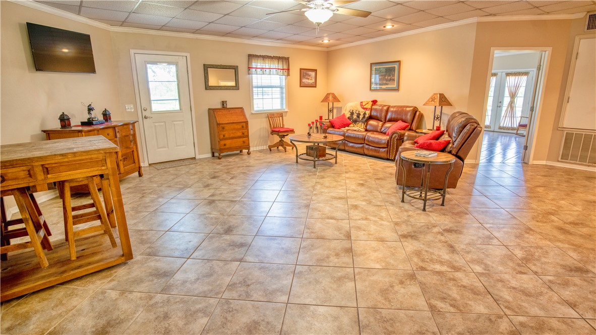 9541 Korthauer Road Property Photo 7