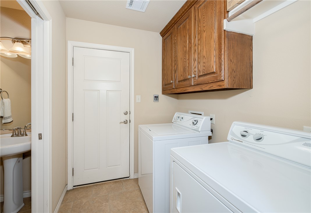 802 Dove Landing Avenue Property Photo 26
