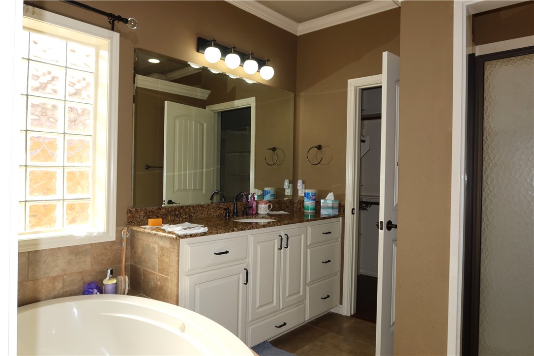 4240 Rock Bend Drive Property Photo 14