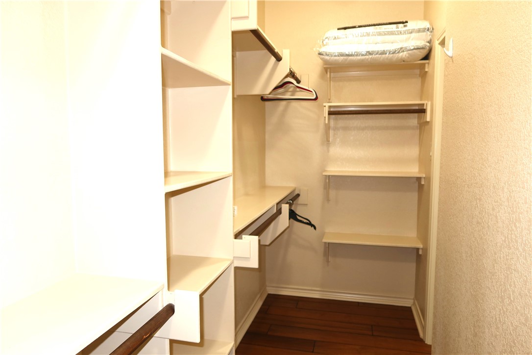 4240 Rock Bend Drive Property Photo 17