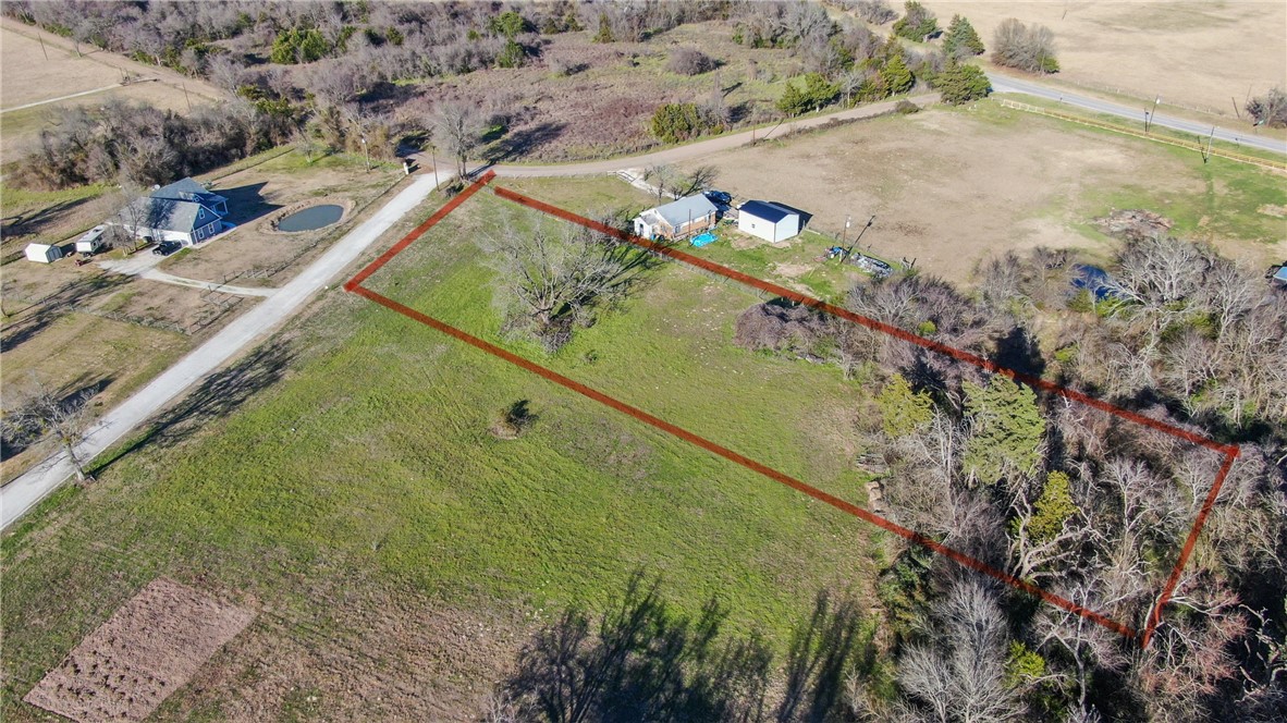 231 Dewey Lane Property Photo 3
