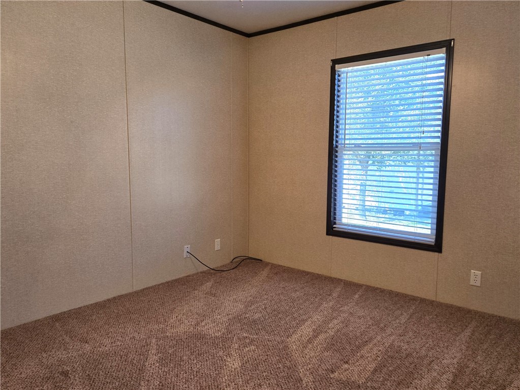 409 Birch Hill Lane Property Photo 13