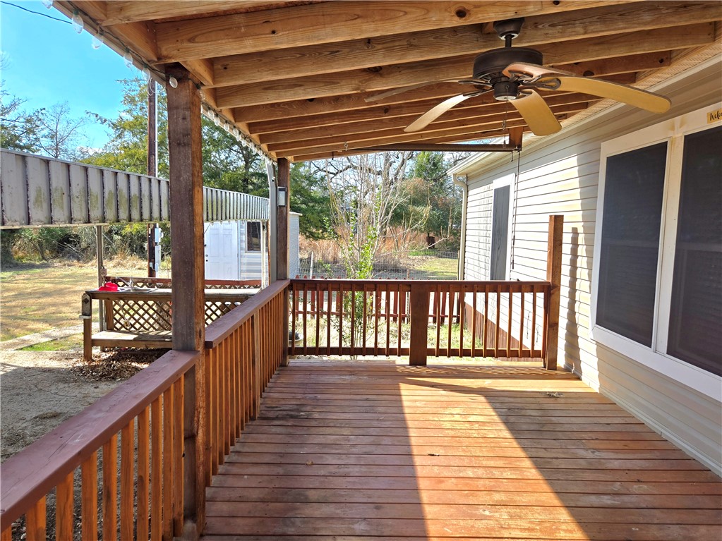 409 Birch Hill Lane Property Photo 15