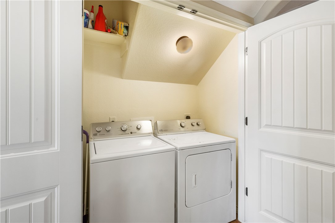 3334 Airborne Avenue Property Photo 9