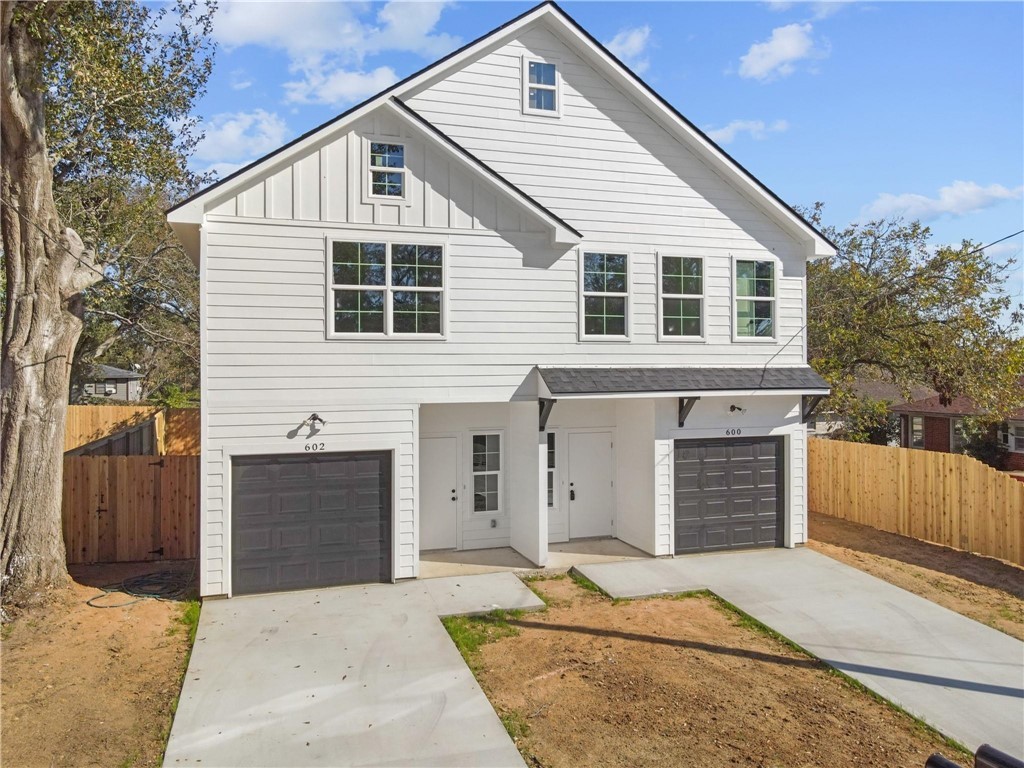 1307 & 1309 Alamo E Property Photo