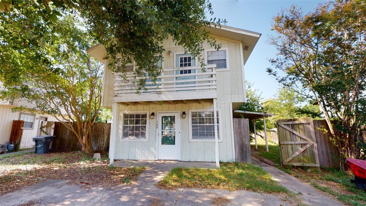 Chalet Village Real Estate Listings Main Image