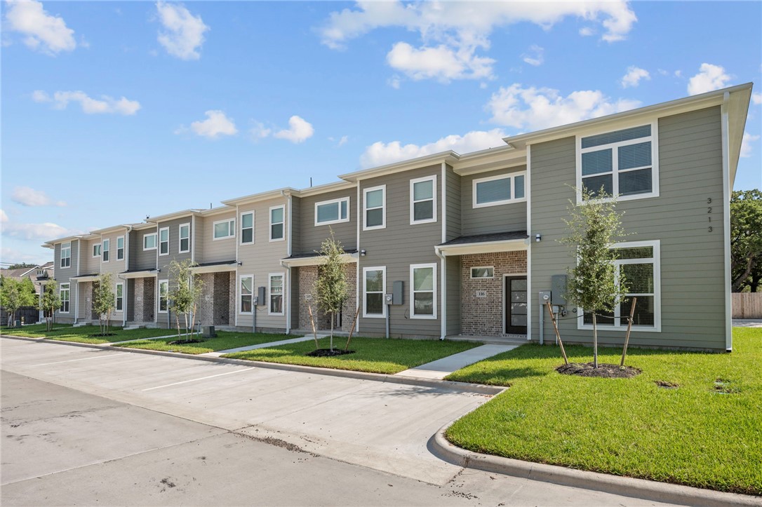 3213 Link Street 116