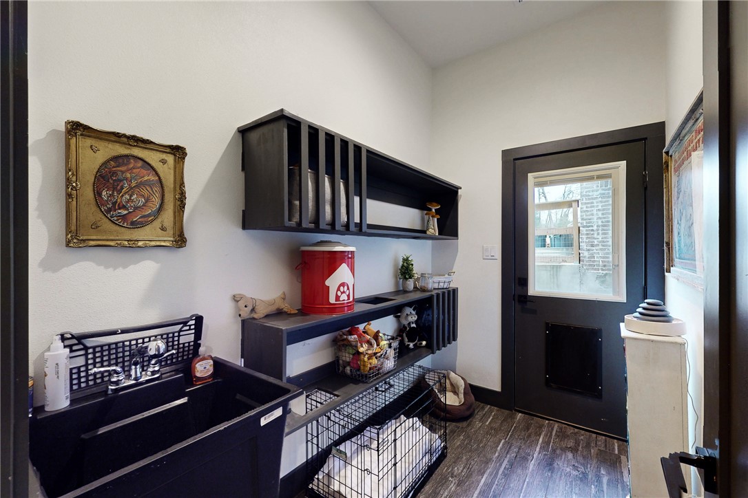 215 Woodforest Property Photo 41