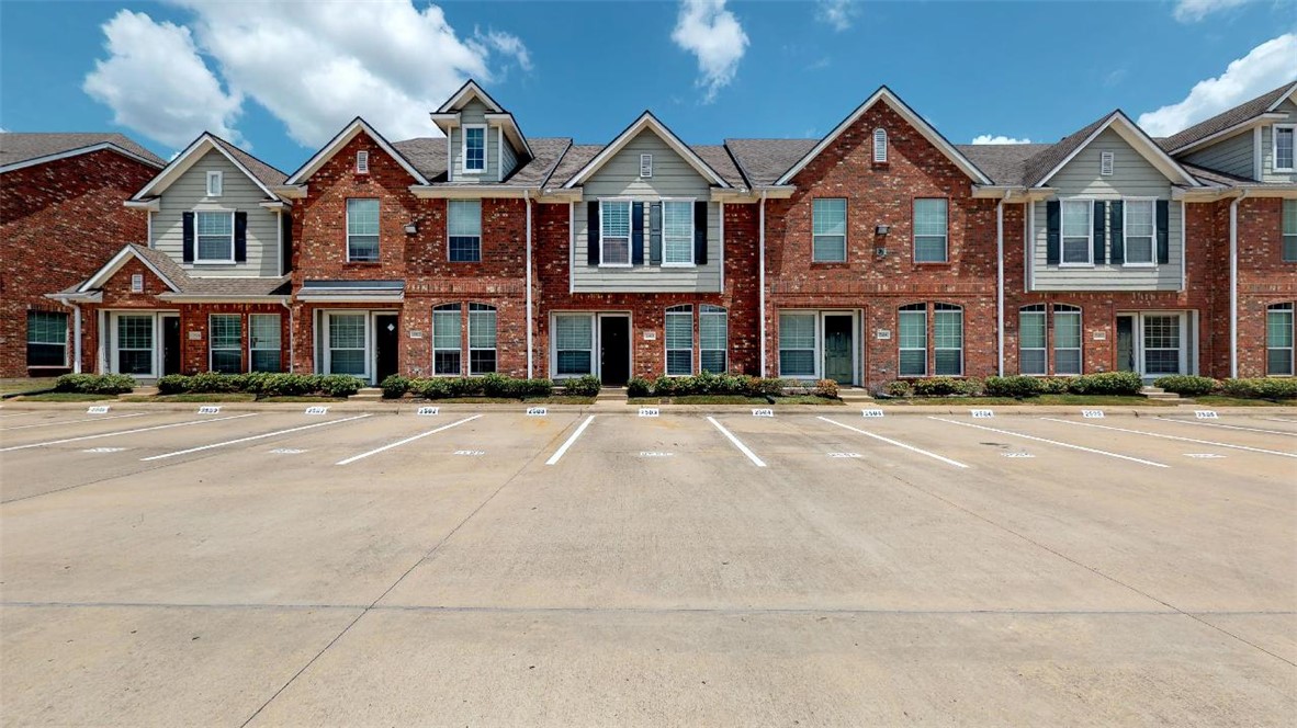 1001 Krenek Tap Road 2503 Property Photo