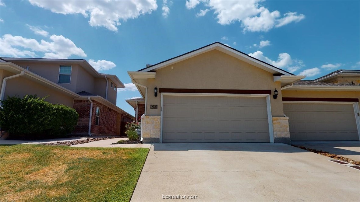 1762 Heath Drive Property Photo 1