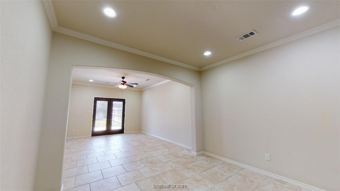 1762 Heath Drive Property Photo 5
