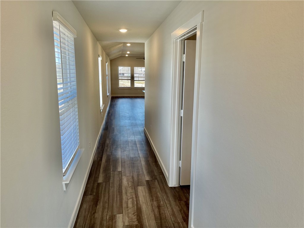 1212 Amistad Loop Property Photo 3