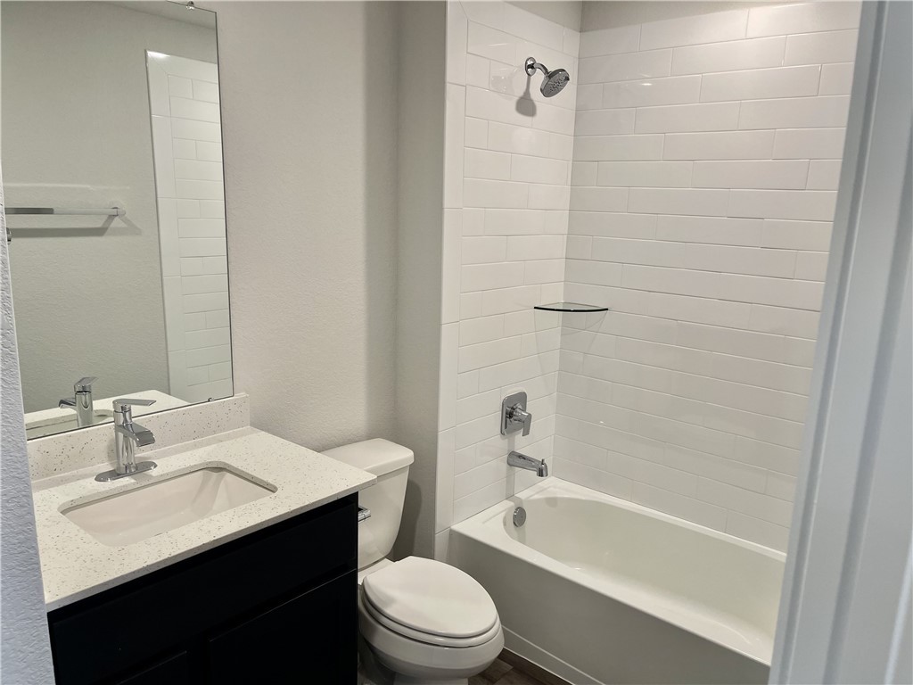 1212 Amistad Loop Property Photo 19