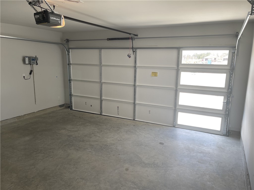 1212 Amistad Loop Property Photo 26