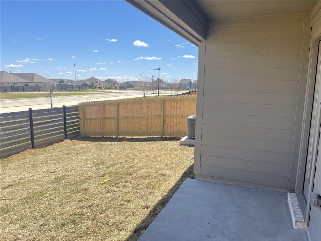 1212 Amistad Loop Property Photo 27