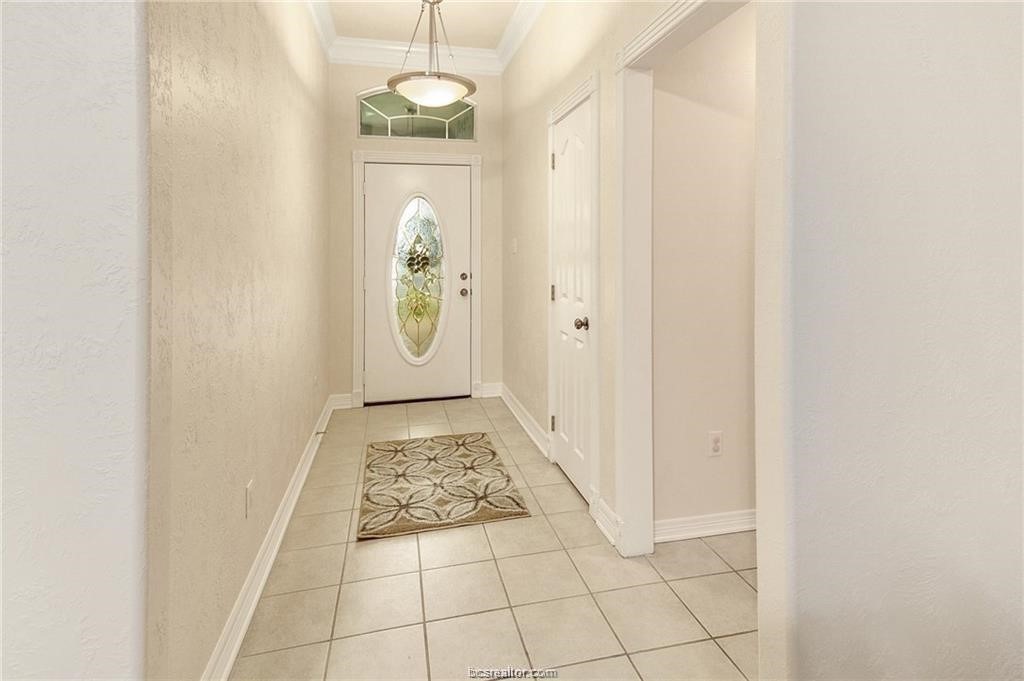 3719 Essen Loop Property Photo 3