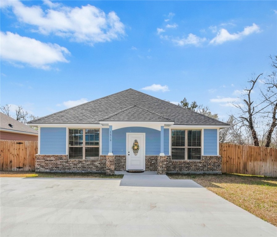 1519 Carver Street Property Photo