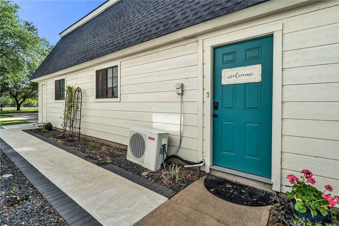 1501 Bluebonnet Drive Property Photo 30