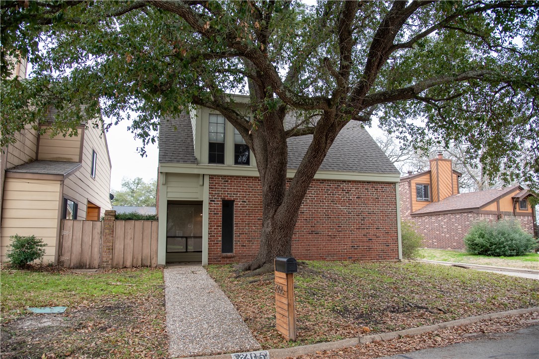 2806 Briarcreek Court Property Photo