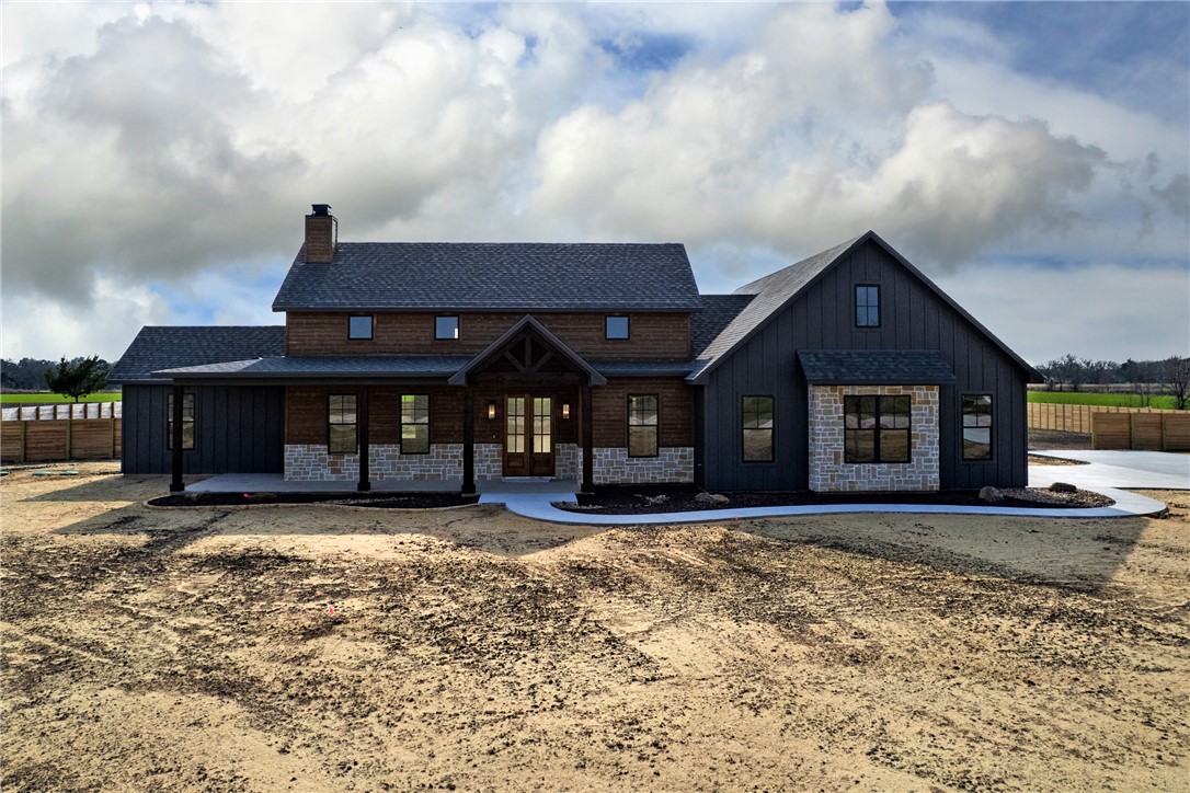 114 Courtside Drive Property Photo