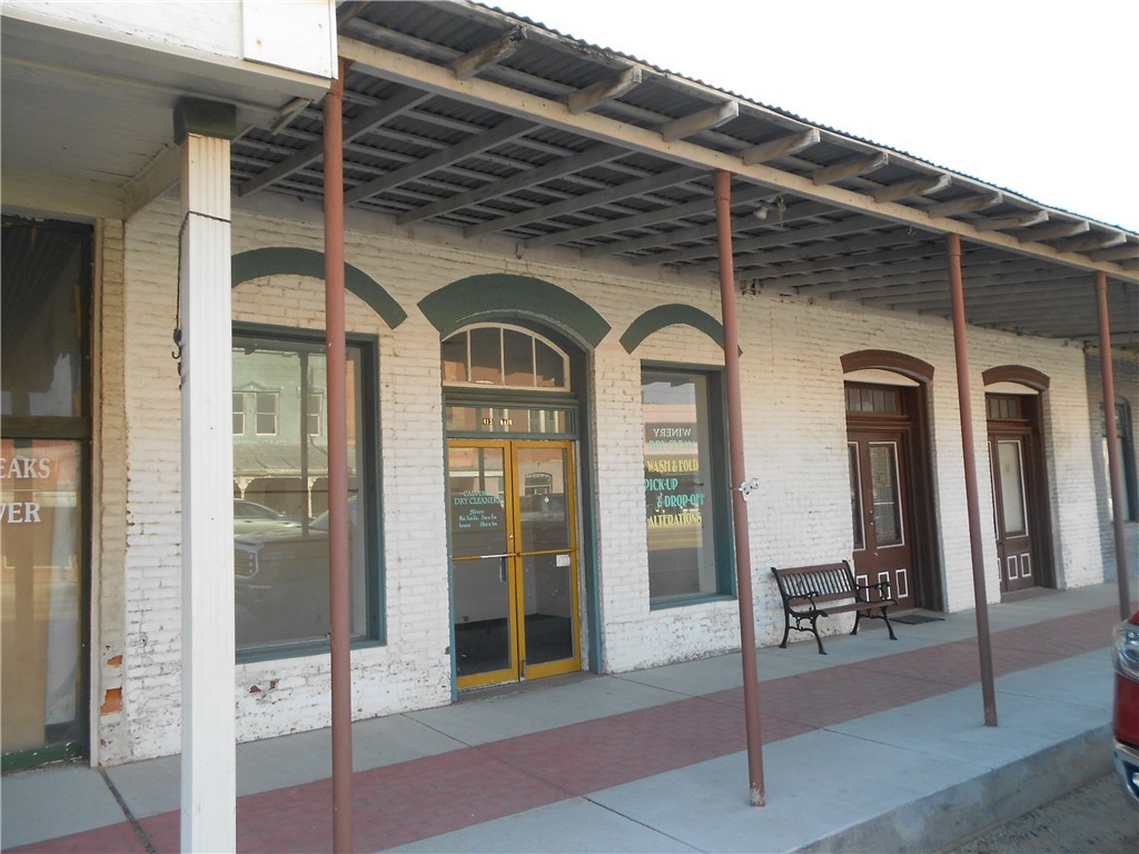 611 Main Street