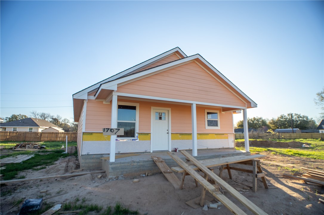 1707 Pine Street Property Photo 1