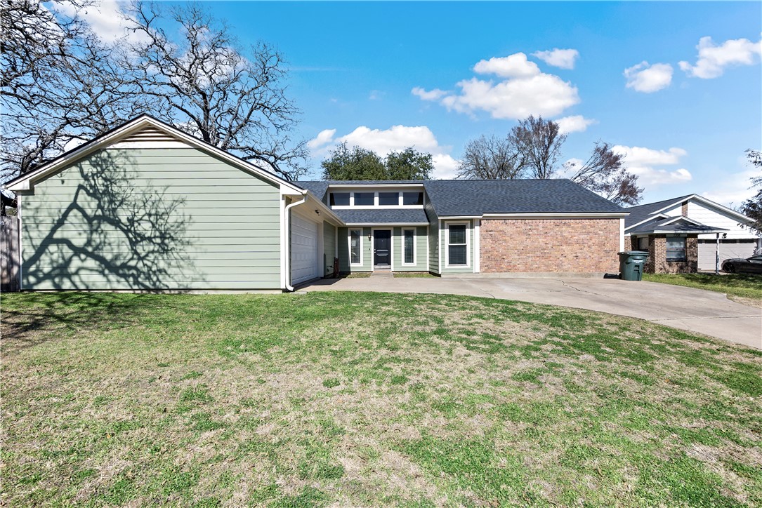 2214 Lobo Drive Property Photo