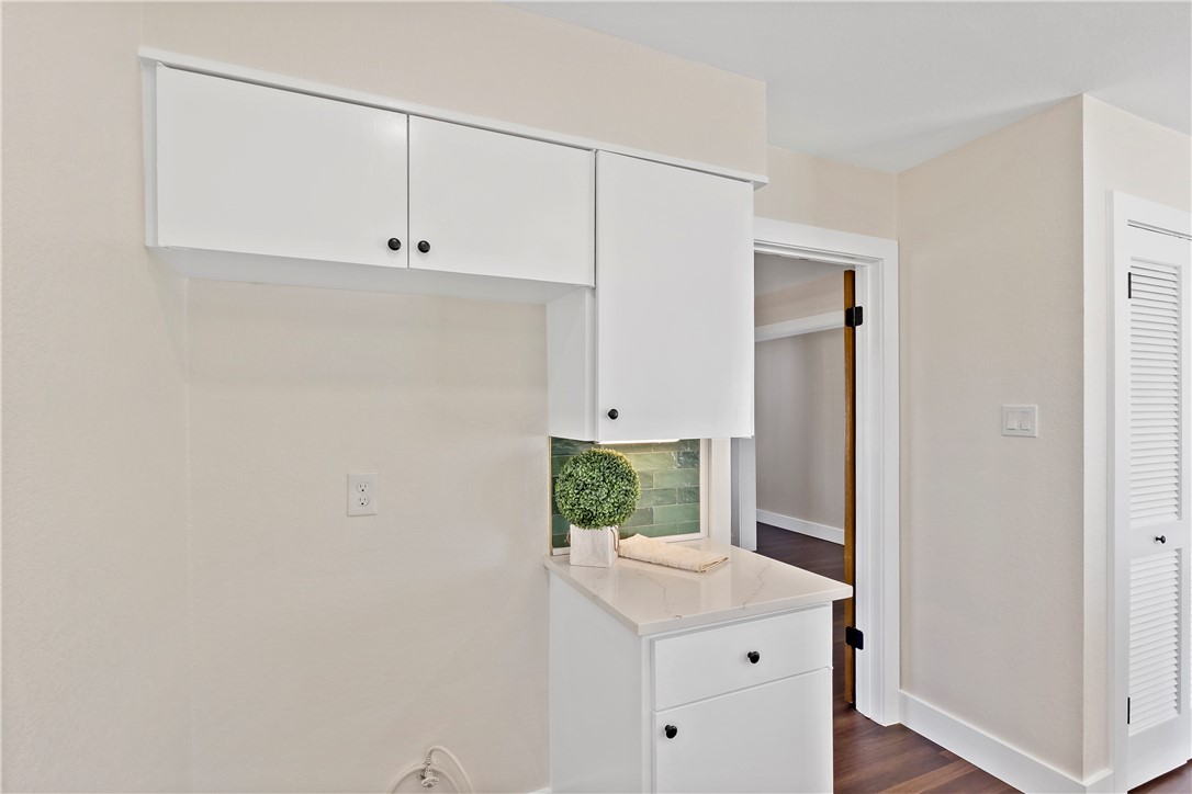 3705 Old Oaks Drive Property Photo 12