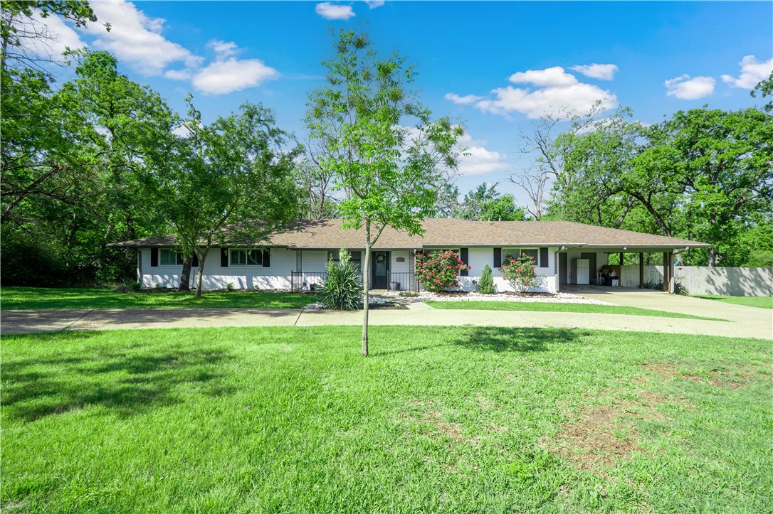 735 Shady Lane