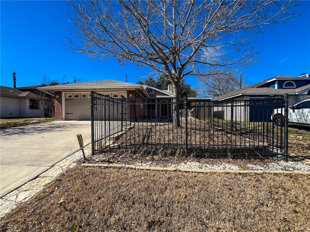 2905 Fairchild Drive Property Photo