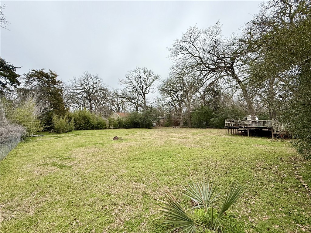 4109 Laura Lane Property Photo 4