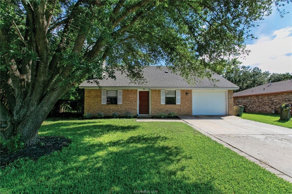 908 Water Locust Drive Property Photo