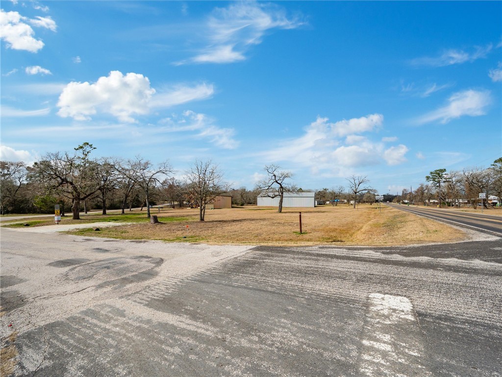 1827 State Highway 75 N Property Photo 20