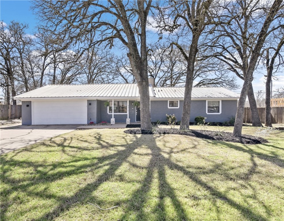 Picture of 4416 Old Hearne Road