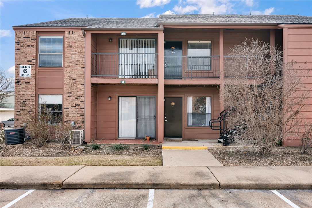 904 University Oaks Boulevard 92 Property Photo 1