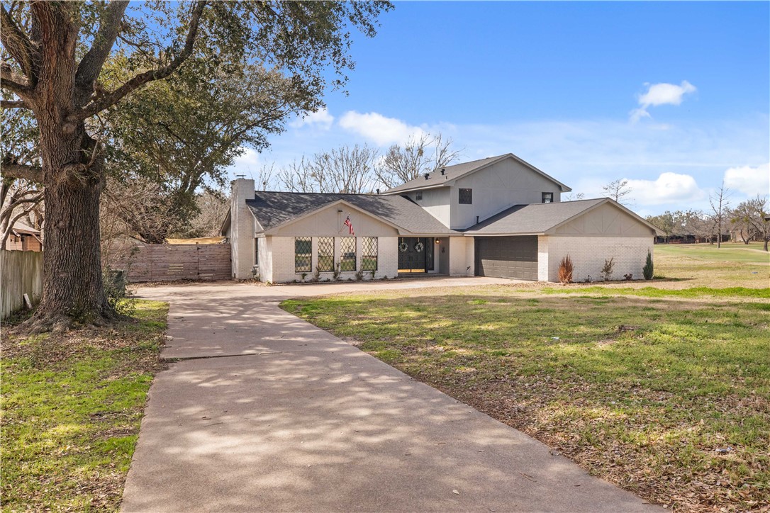 2701 Apple Creek Circle Property Photo