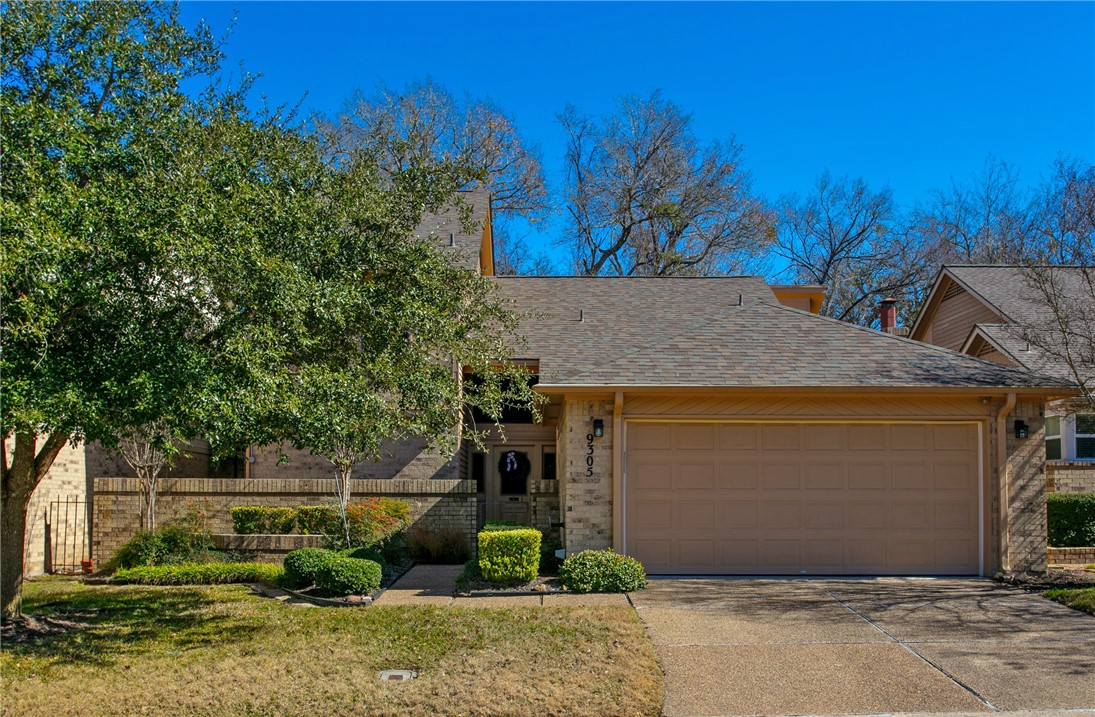 9305 Stonebridge Drive Property Photo 1