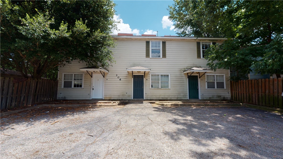 306 Cherry Street B Property Photo