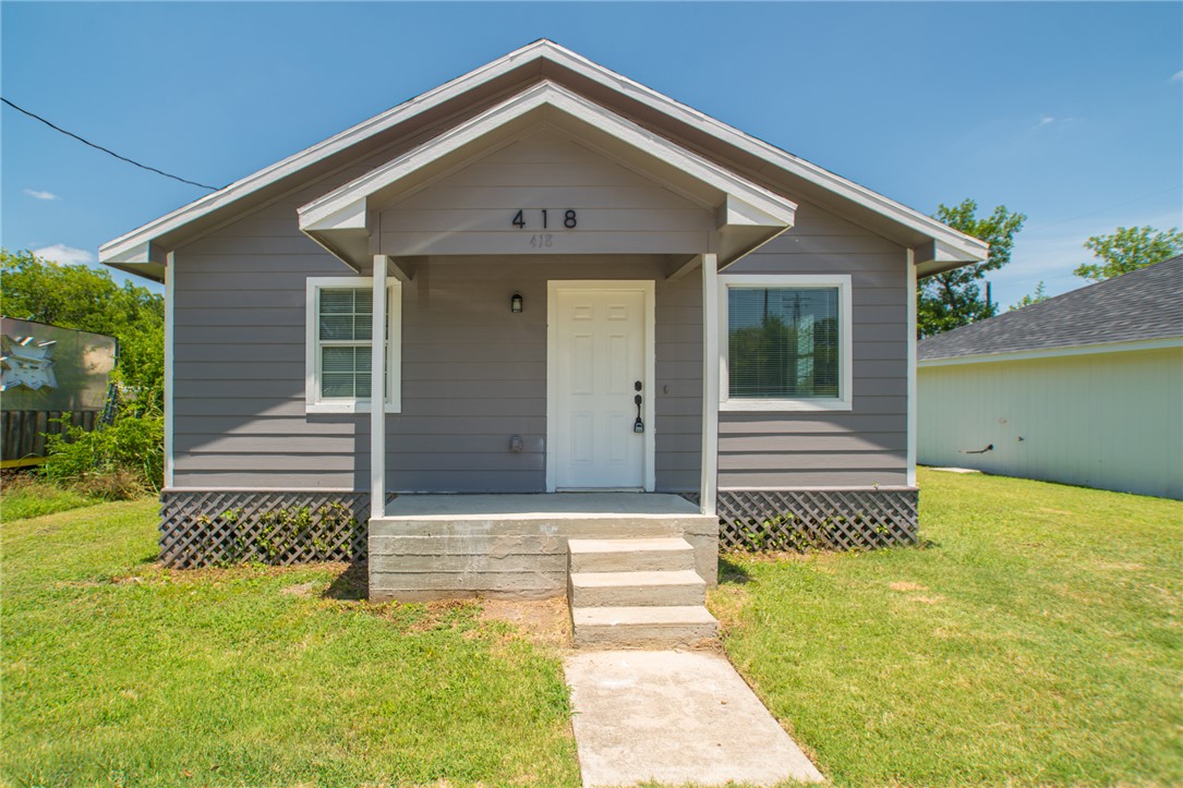 418 17th Street Property Photo 1
