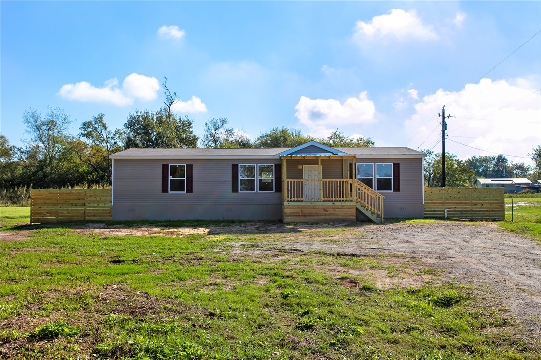 22381 Millican Cut-off Road Property Photo
