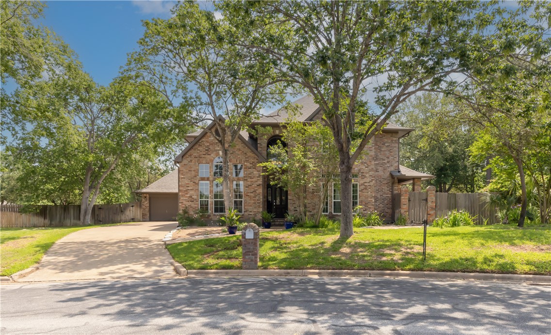 708 Willow Loop