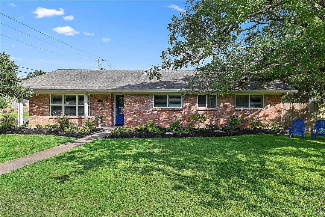1204 Pershing Drive Property Photo