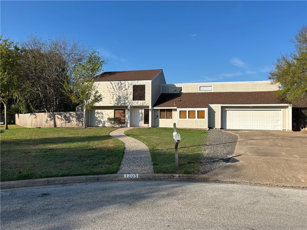 Camelot Real Estate Listings Main Image